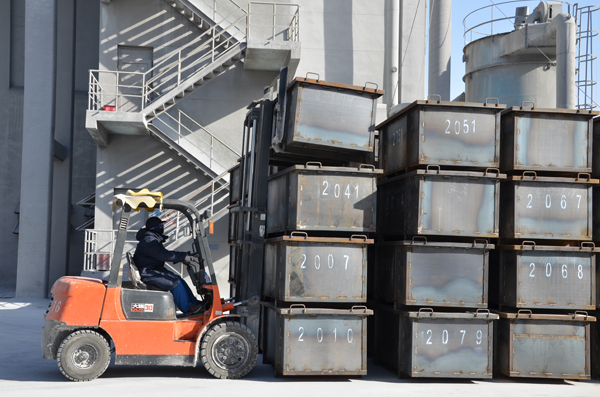 007 021型电石集装箱在昊华宇航沁阳氯碱公司使用现场